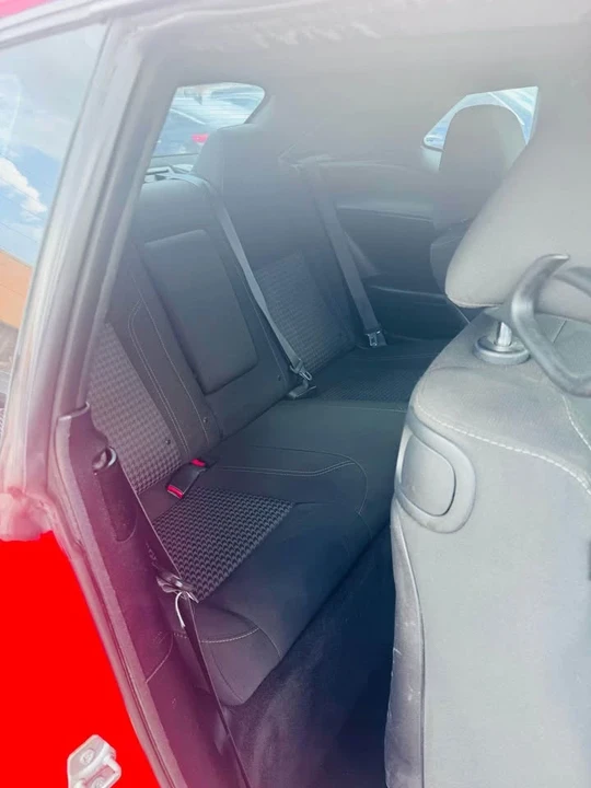 2018 Dodge Challenger 3rd Gen - Image 9 of 13