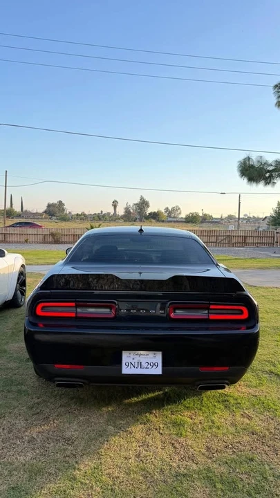2018 Dodge Challenger 3rd Gen - Image 5 of 13