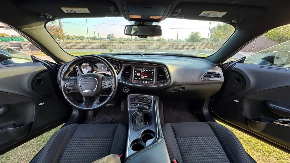 2018 Dodge Challenger 3rd Gen - Image 9 of 13