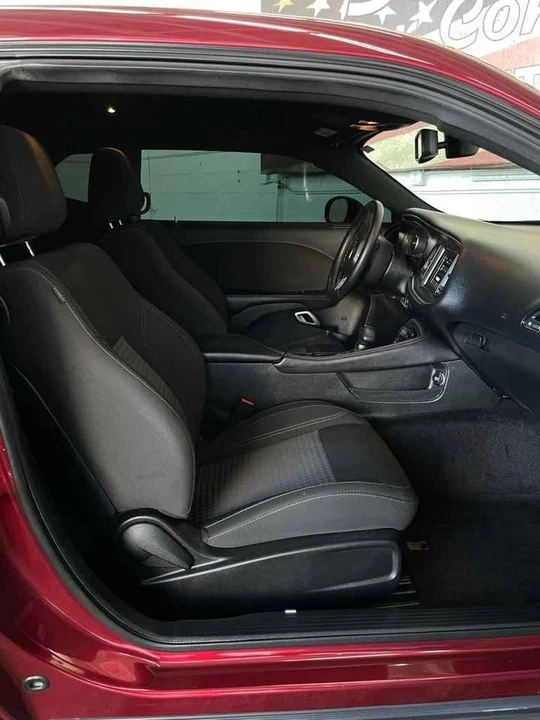 2018 Dodge Challenger 3rd Gen - Image 9 of 14