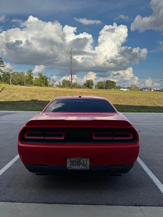 2018 Dodge Challenger 3rd Gen - Image 5 of 15