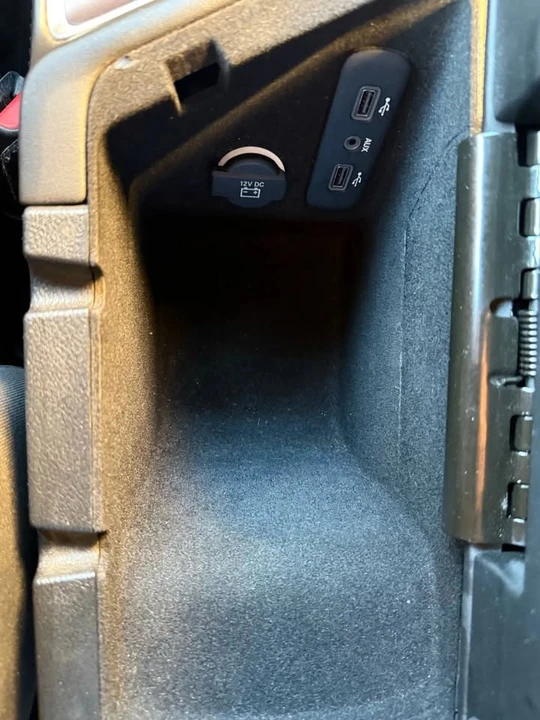 2018 Dodge Challenger 3rd Gen - Image 15 of 19