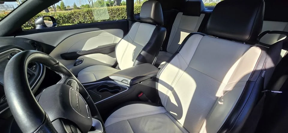 2018 Dodge Challenger 3rd Gen - Image 5 of 10