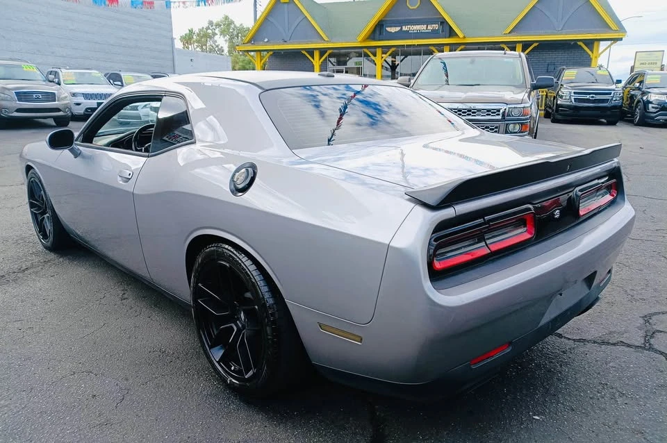 2018 Dodge Challenger 3rd Gen - Image 5 of 12