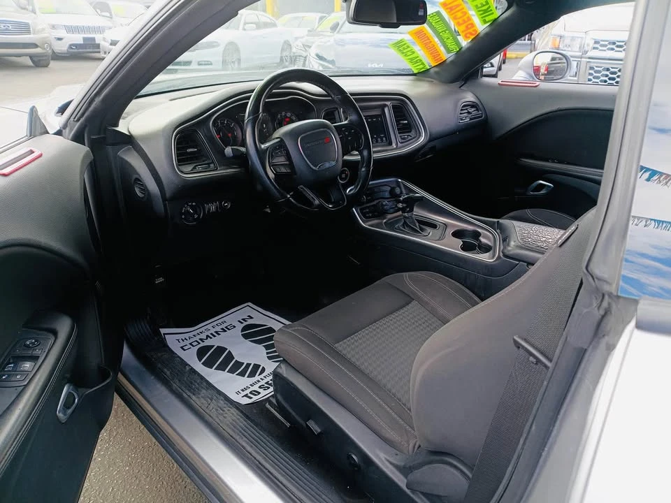 2018 Dodge Challenger 3rd Gen - Image 6 of 12
