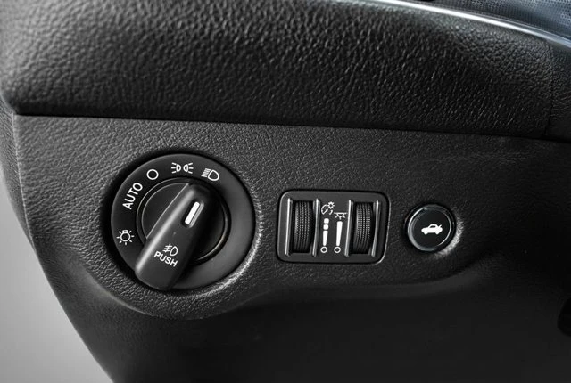 2018 Dodge Challenger SRT8 & 392 3rd Gen - Image 15 of 19
