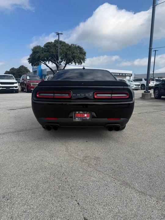 2018 Dodge Challenger SRT8 & 392 3rd Gen - Image 5 of 8
