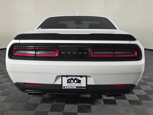 2018 Dodge Challenger SRT8 & 392 3rd Gen - Image 4 of 20