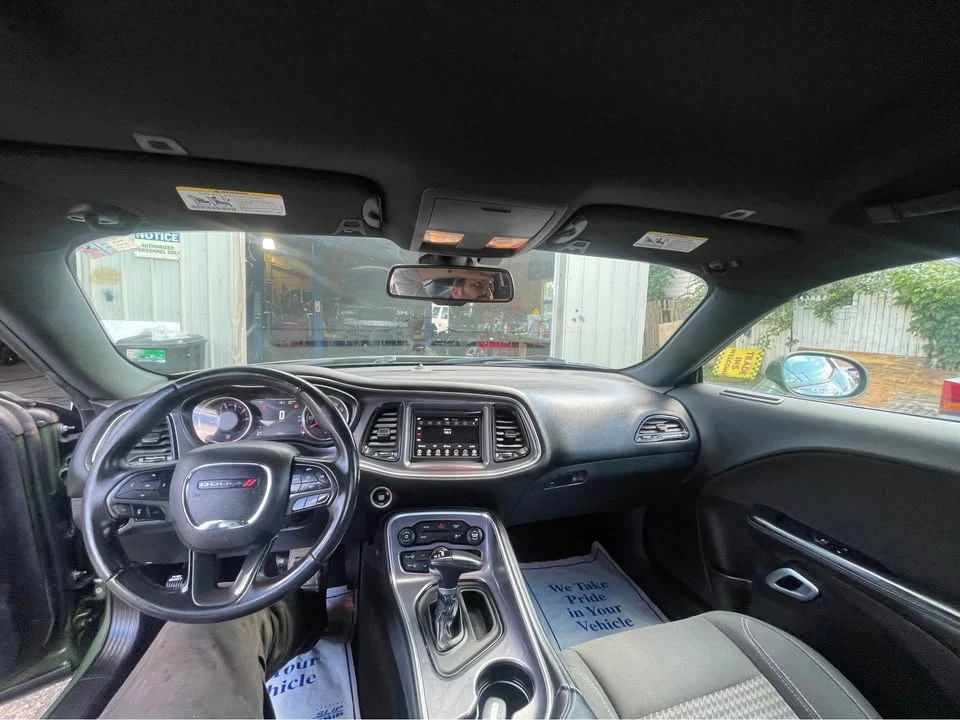 2018 Dodge Challenger 3rd Gen - Image 9 of 14