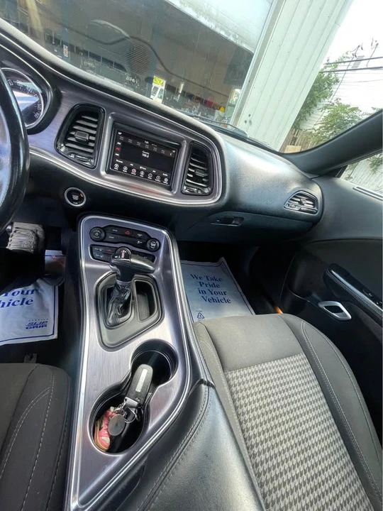 2018 Dodge Challenger 3rd Gen - Image 10 of 14