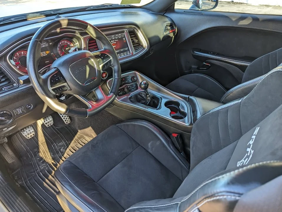 2018 Dodge Challenger SRT Hellcat 3rd Gen - Image 9 of 20