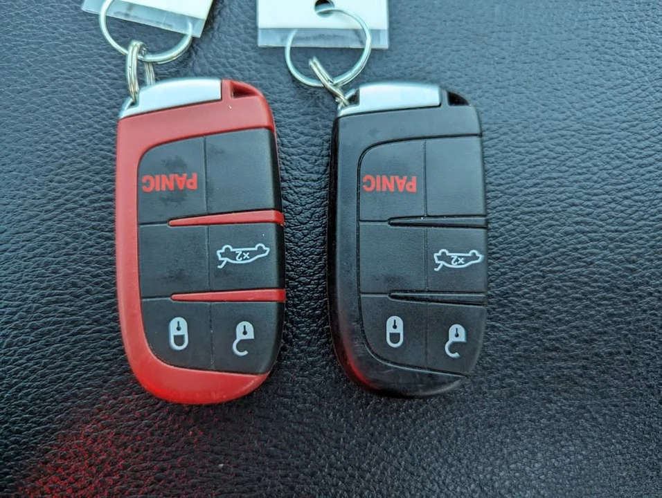 2018 Dodge Challenger SRT Hellcat 3rd Gen - Image 18 of 20