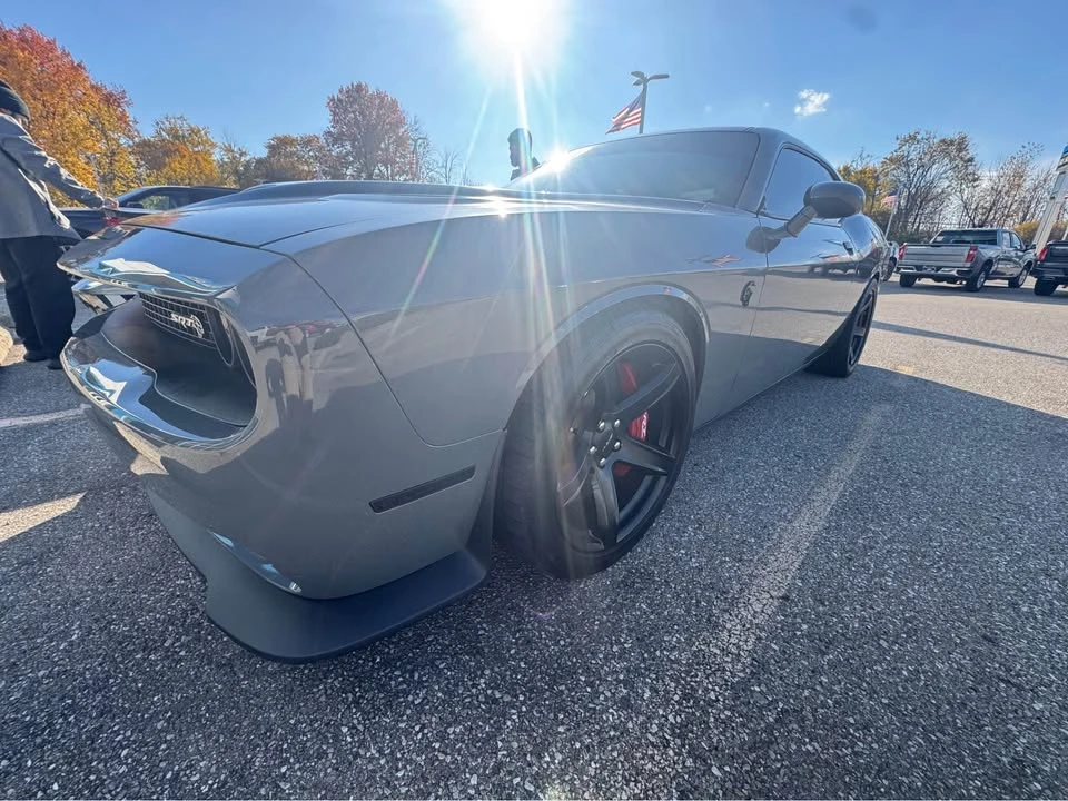2018 Dodge Challenger SRT Hellcat 3rd Gen - Image 2 of 10