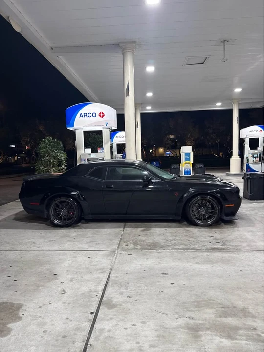 2018 Dodge Challenger SRT Hellcat 3rd Gen - Image 5 of 10