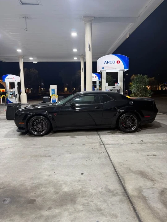 2018 Dodge Challenger SRT Hellcat 3rd Gen - Image 2 of 10
