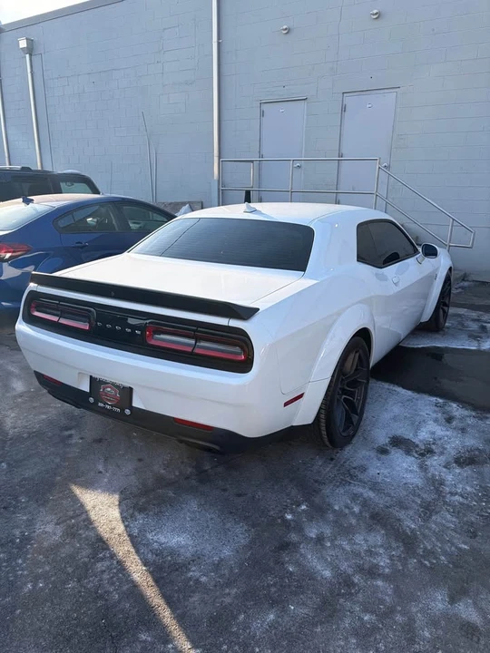 2018 Dodge Challenger SRT Hellcat 3rd Gen - Image 8 of 9