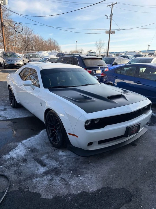 2018 Dodge Challenger SRT Hellcat 3rd Gen - Image 2 of 9