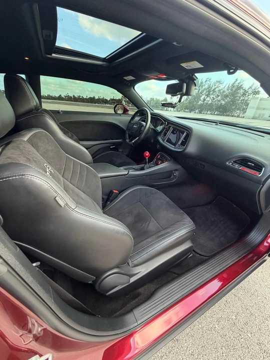 2018 Dodge Challenger SRT Hellcat 3rd Gen - Image 10 of 14