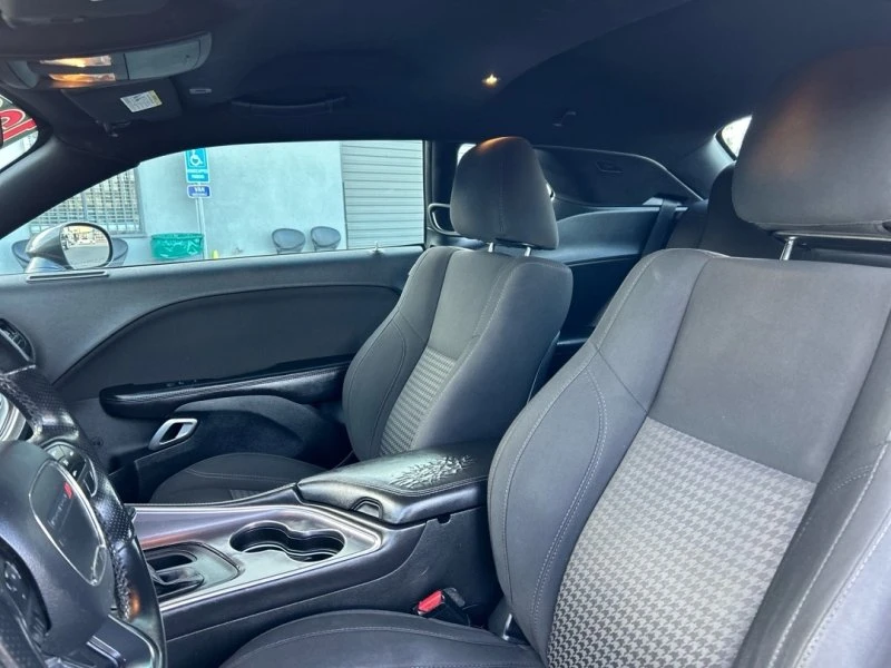 2018 Dodge Challenger 3rd Gen - Image 8 of 12