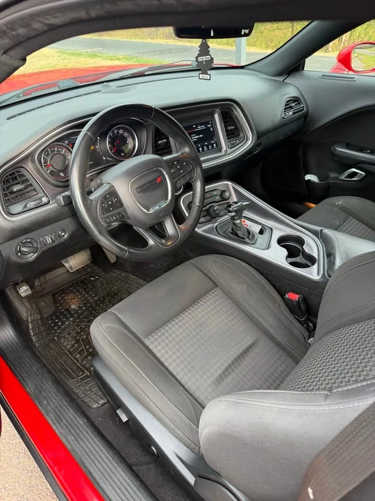 2018 Dodge Challenger 3rd Gen - Image 6 of 13