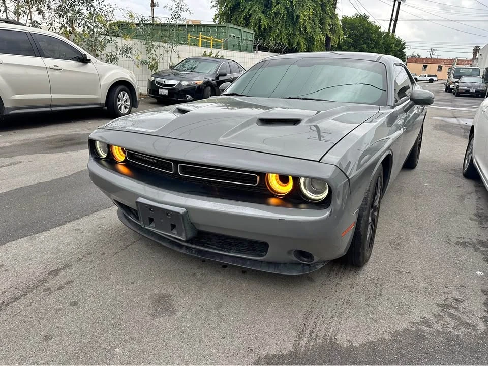 2018 Dodge Challenger 3rd Gen - Image 2 of 8