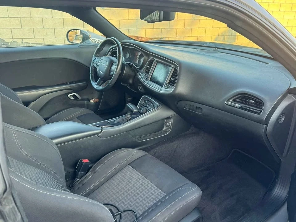 2018 Dodge Challenger 3rd Gen - Image 7 of 10