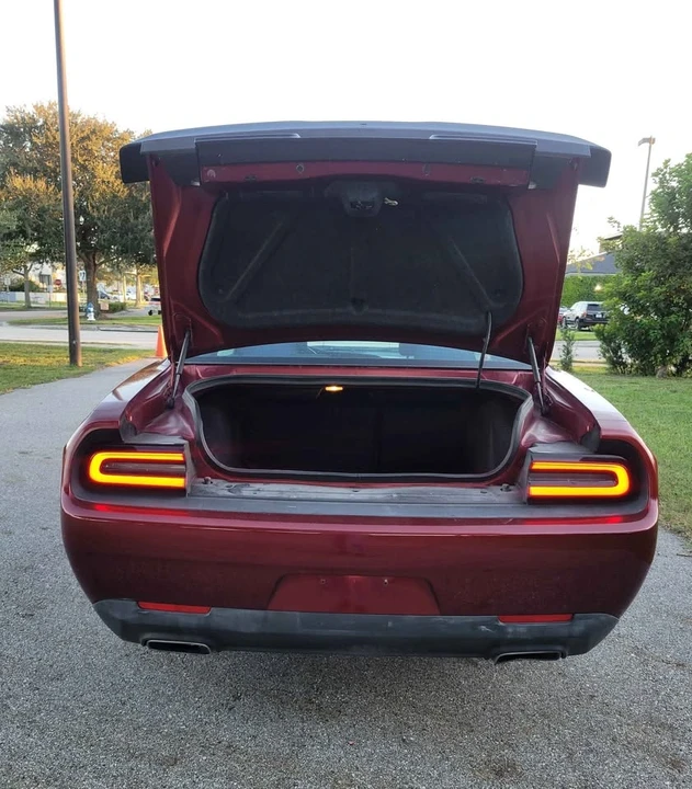 2018 Dodge Challenger 3rd Gen - Image 11 of 12