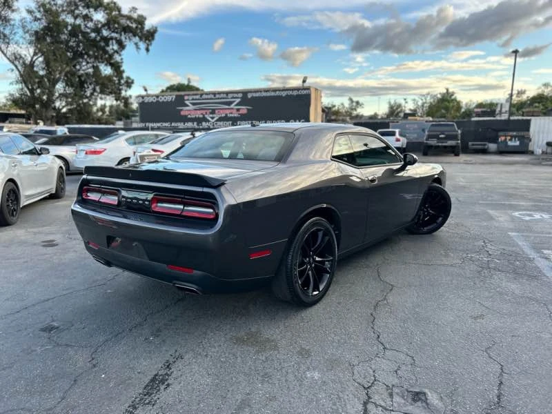 2018 Dodge Challenger 3rd Gen - Image 4 of 11
