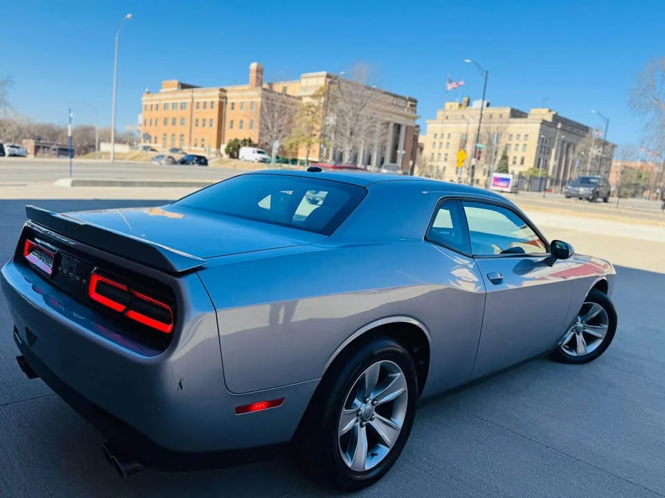 2018 Dodge Challenger 3rd Gen - Image 10 of 15