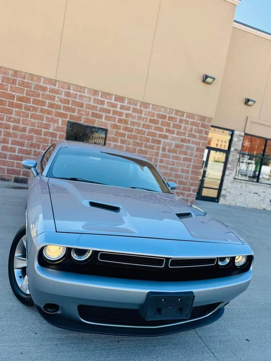 2018 Dodge Challenger 3rd Gen - Image 14 of 15