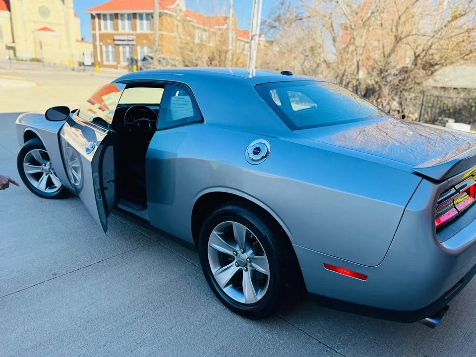 2018 Dodge Challenger 3rd Gen - Image 8 of 15