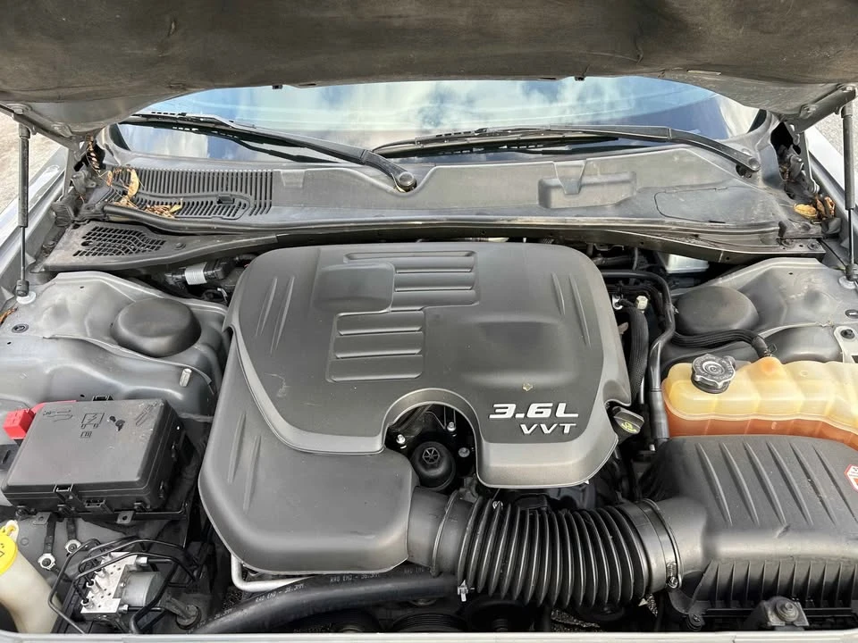 2018 Dodge Challenger 3rd Gen - Image 6 of 15