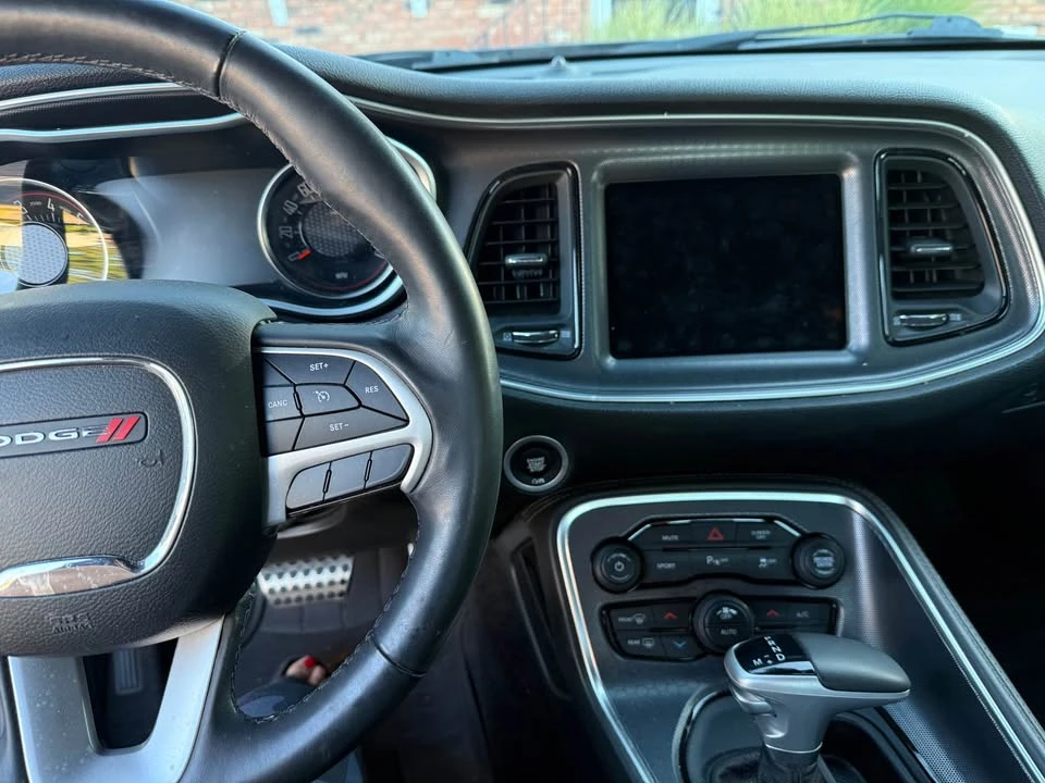 2018 Dodge Challenger 3rd Gen - Image 10 of 20