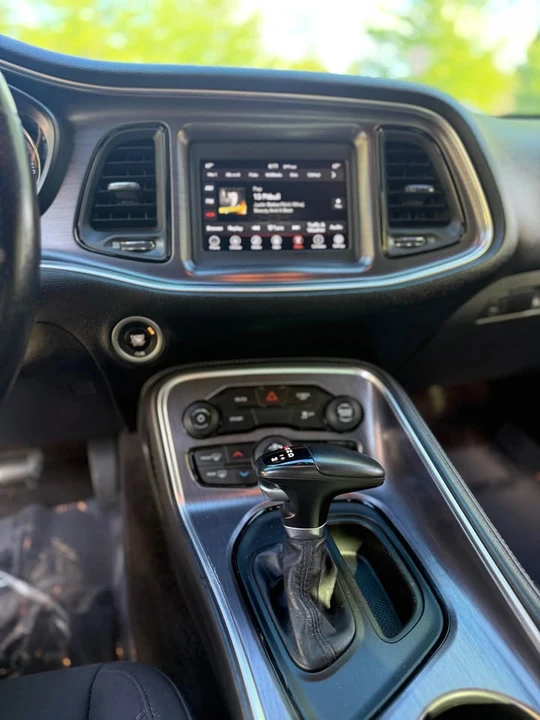2018 Dodge Challenger 3rd Gen - Image 7 of 12