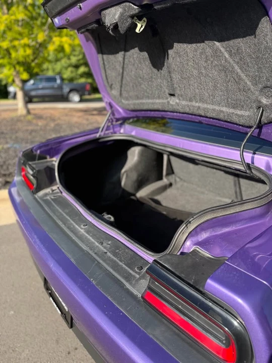 2018 Dodge Challenger 3rd Gen - Image 10 of 12