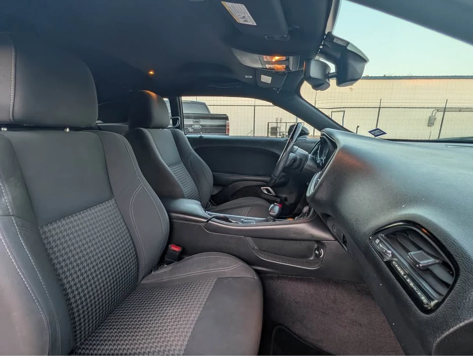 2018 Dodge Challenger 3rd Gen - Image 11 of 19