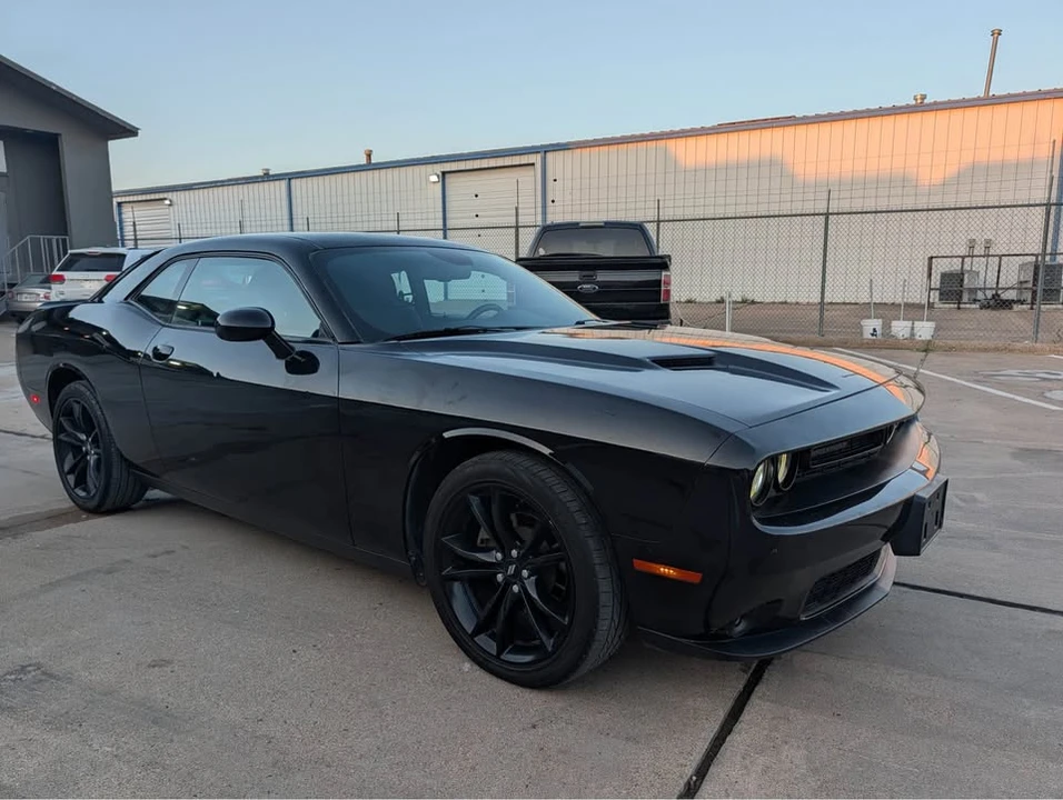 2018 Dodge Challenger 3rd Gen - Image 2 of 19