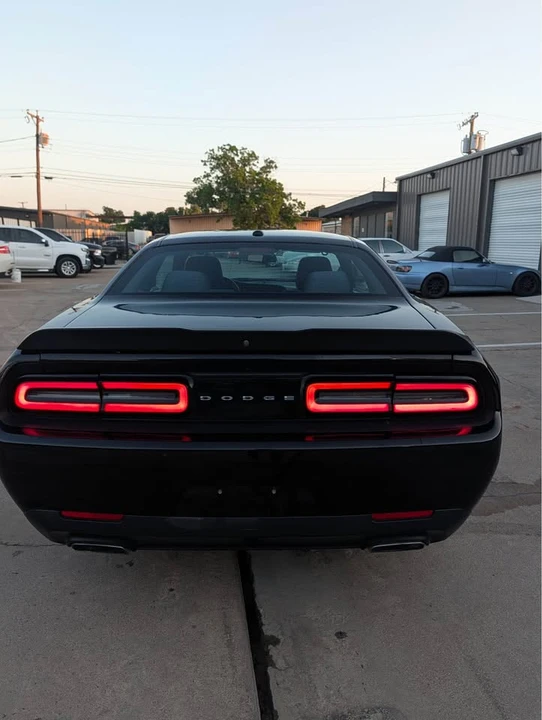 2018 Dodge Challenger 3rd Gen - Image 7 of 19