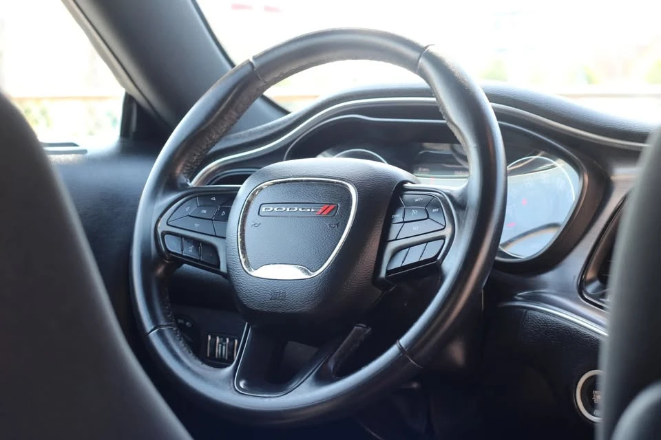 2018 Dodge Challenger 3rd Gen - Image 17 of 19
