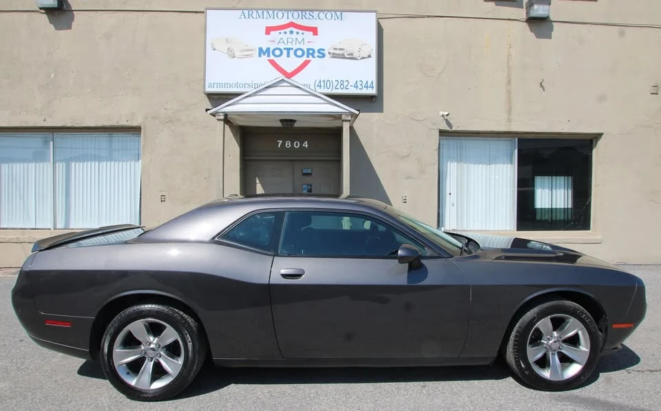 2018 Dodge Challenger 3rd Gen - Image 5 of 19