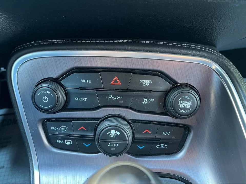 2018 Dodge Challenger 3rd Gen - Image 10 of 17