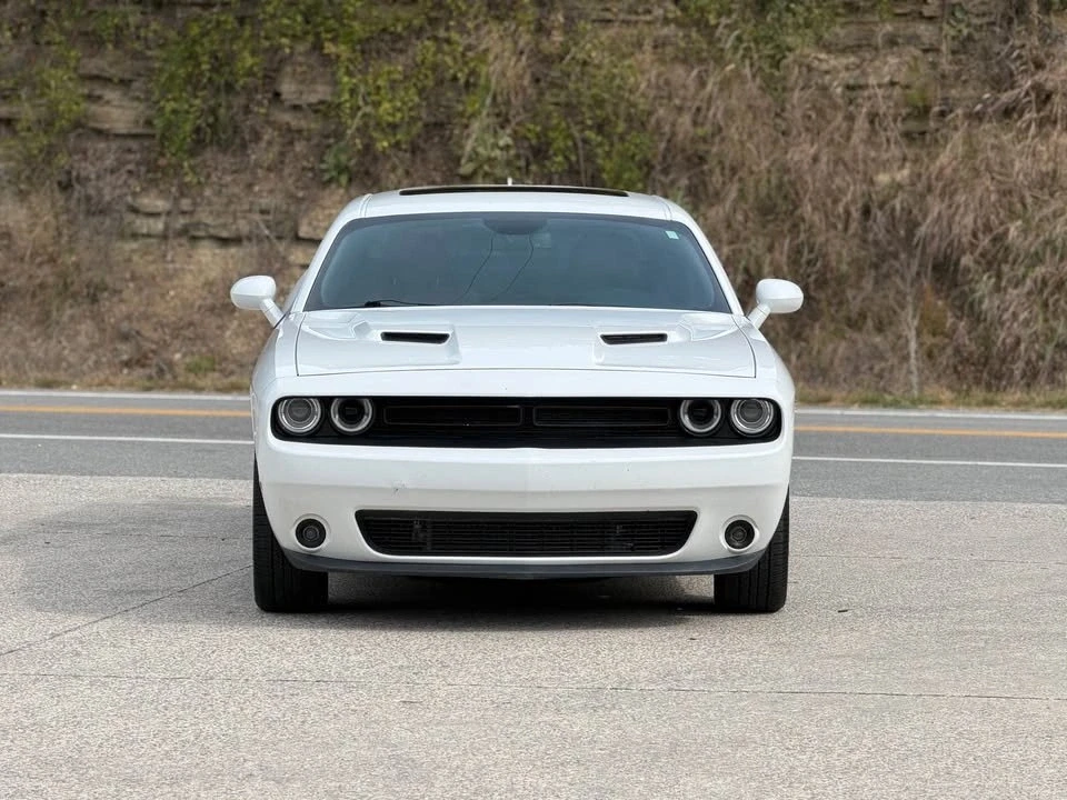2018 Dodge Challenger 3rd Gen - Image 2 of 15