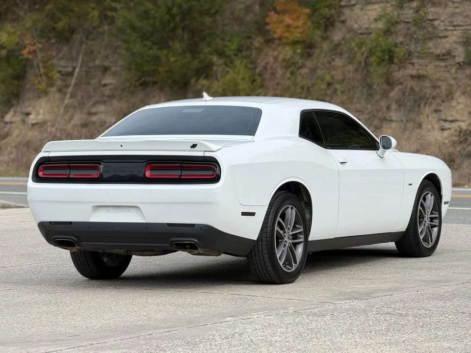 2018 Dodge Challenger 3rd Gen - Image 6 of 15