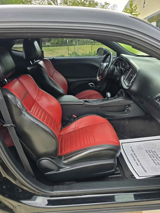 2018 Dodge Challenger 3rd Gen - Image 15 of 20