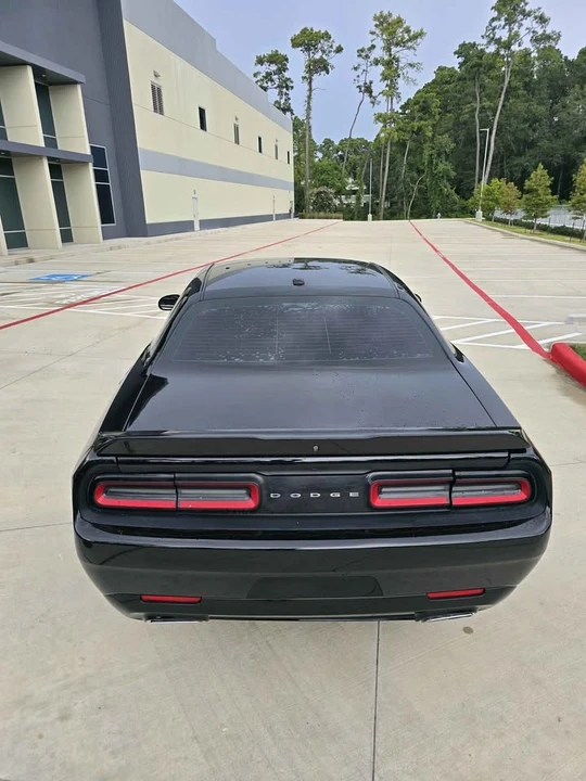 2018 Dodge Challenger 3rd Gen - Image 10 of 20