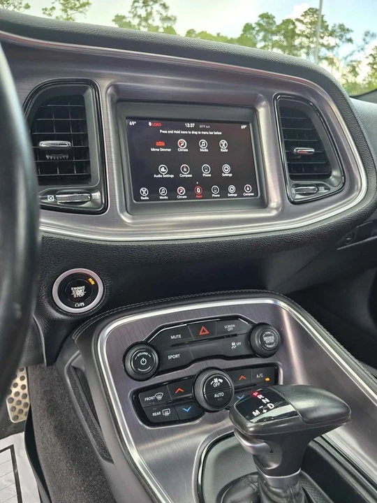 2018 Dodge Challenger 3rd Gen - Image 19 of 20