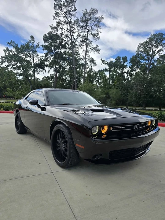 2018 Dodge Challenger 3rd Gen - Image 2 of 13