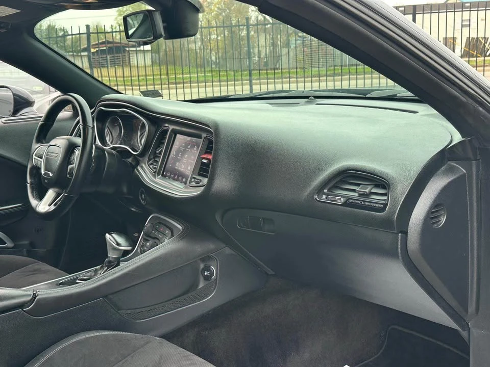 2018 Dodge Challenger 3rd Gen - Image 10 of 20