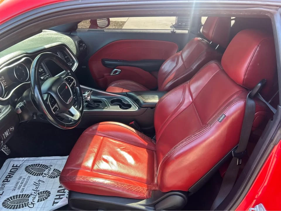 2018 Dodge Challenger 3rd Gen - Image 9 of 17