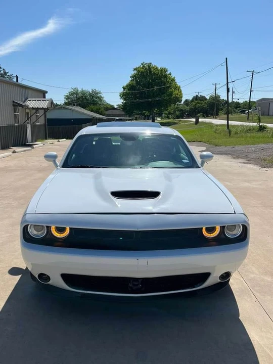 2018 Dodge Challenger 3rd Gen - Image 2 of 9